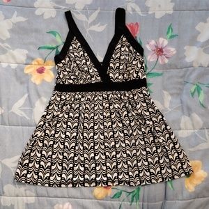 Black and White Patterned Top